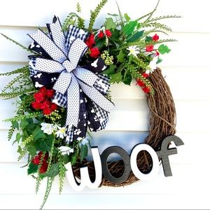 Animal Lover Grapevine Wreath